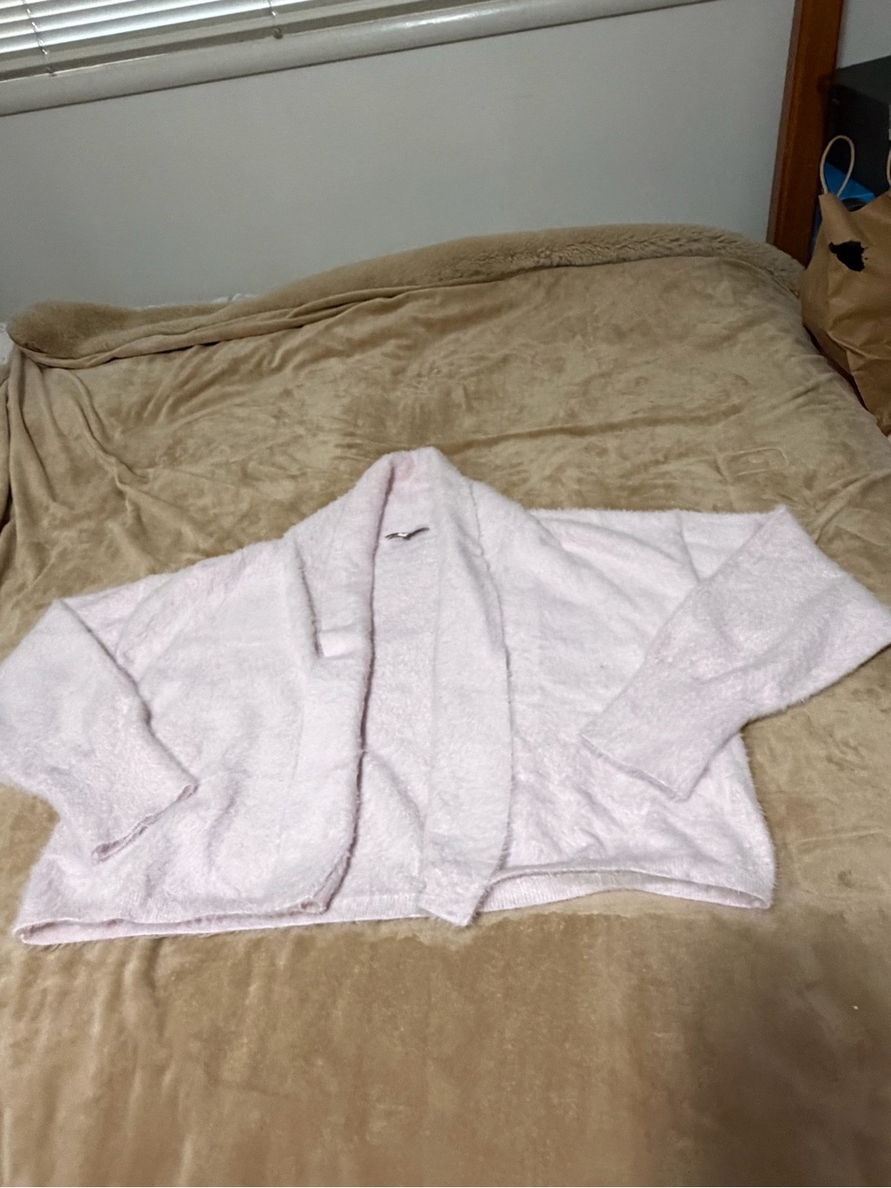 J. Society Open-Front Pink Shawl Collar Fuzzy Teddy Sweater Women’s Small